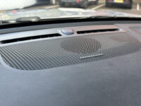 56426563-volvo-xc40-2022