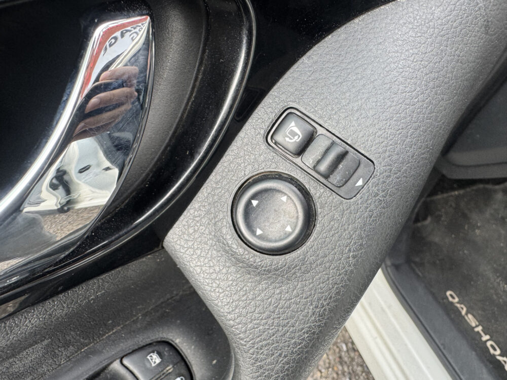 56428659-nissan-qashqai-2020