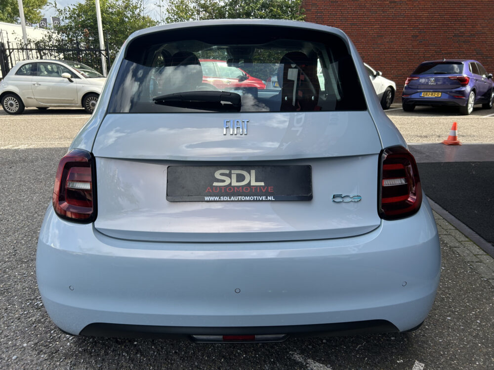 Fiat 500E