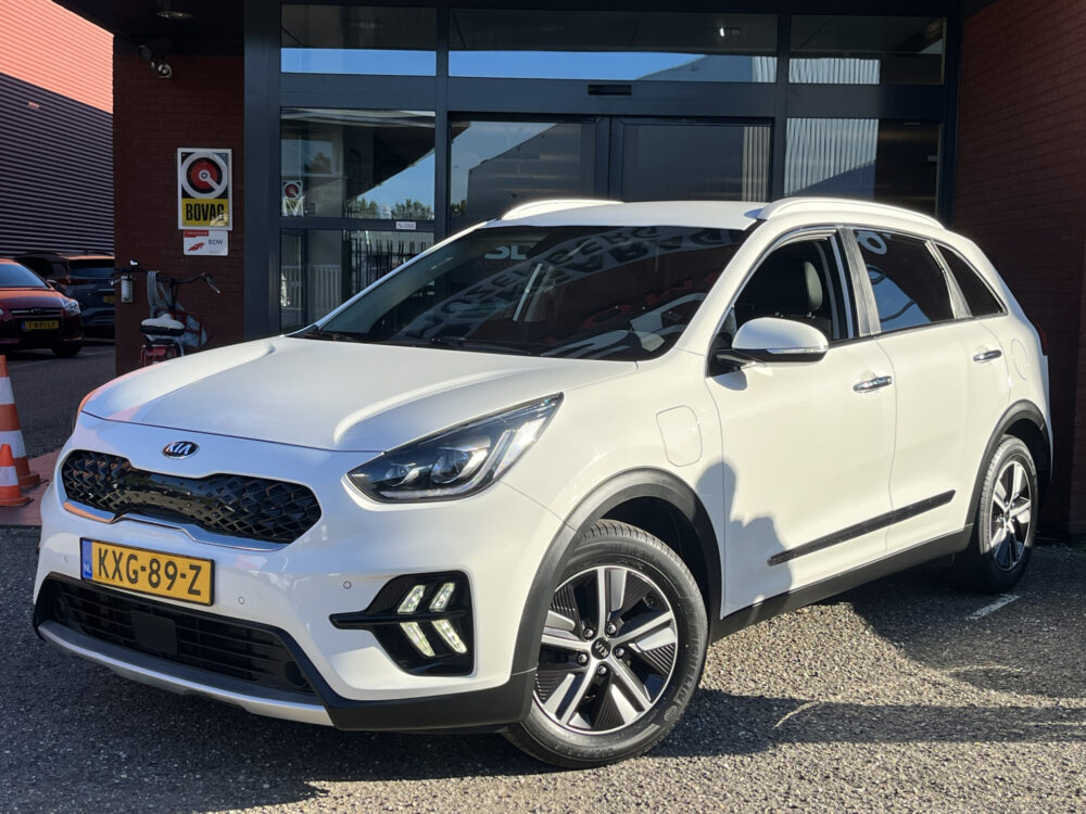 56502703-kia-niro-2020