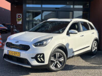 56502703-kia-niro-2020