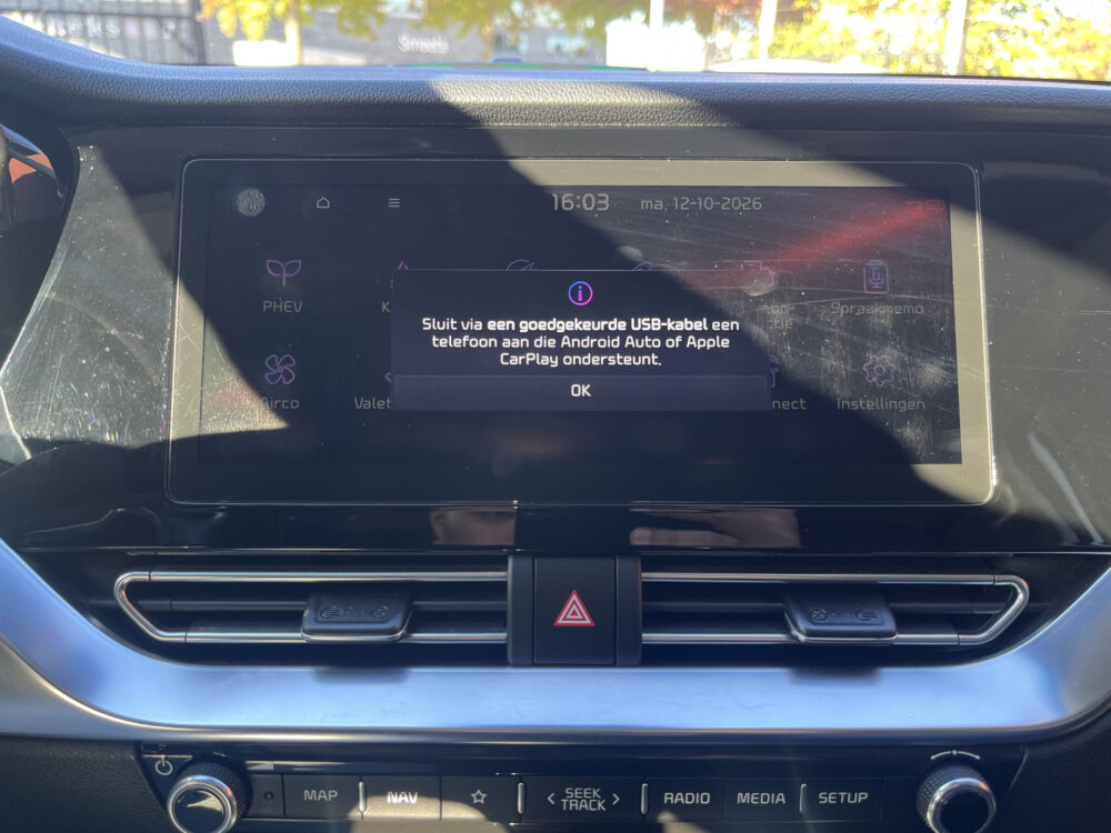 56502703-kia-niro-2020