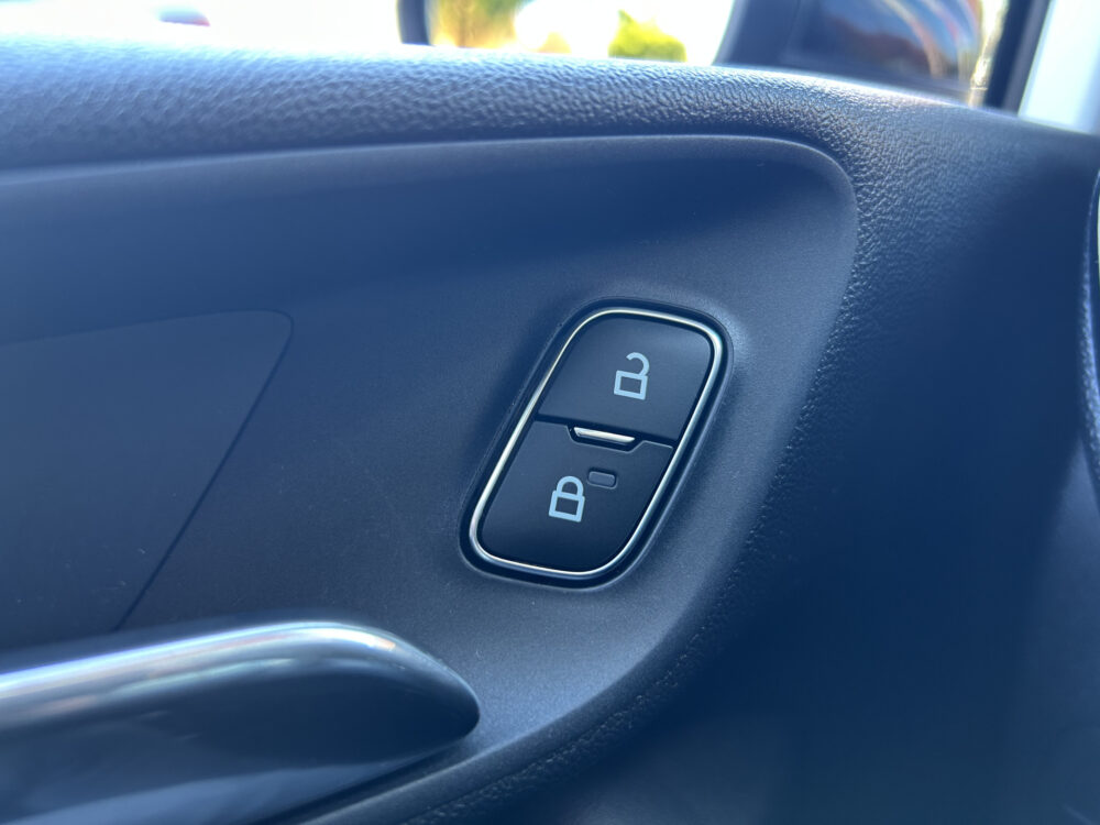 56557941-ford-fiesta-2020
