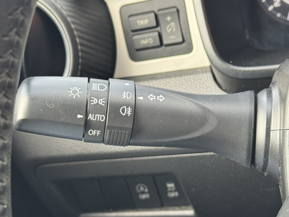 56601591-suzuki-ignis-2022