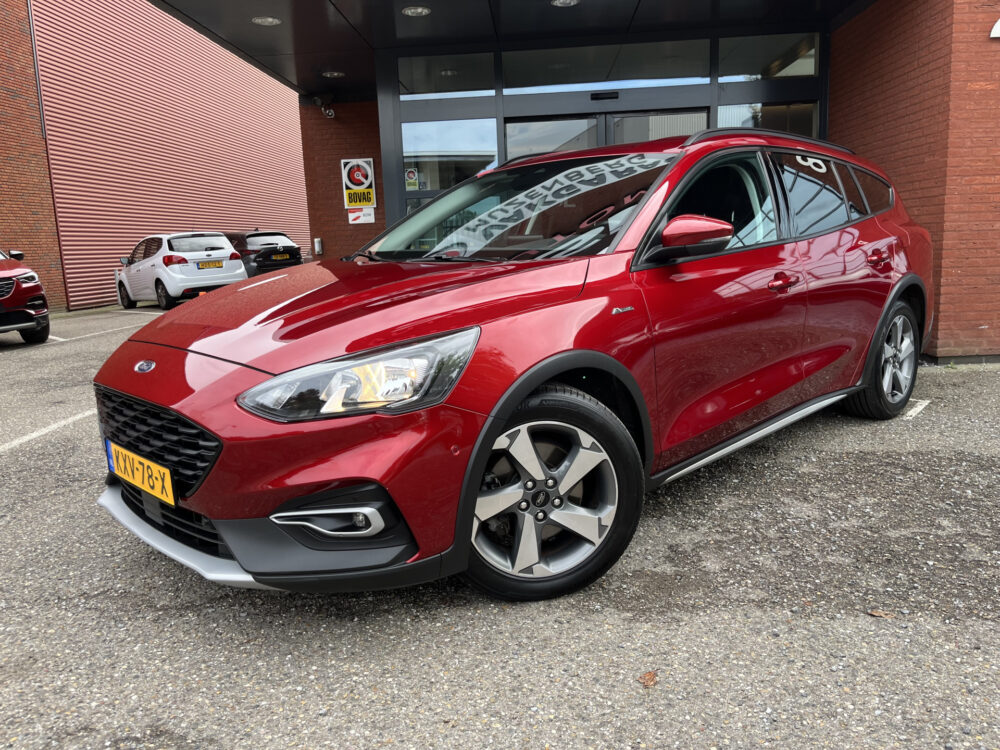 56603423-ford-focus-wagon-2019