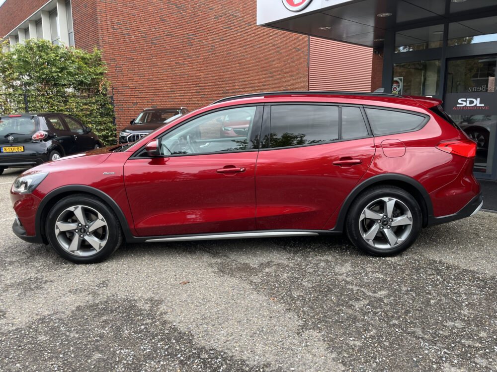56603423-ford-focus-wagon-2019