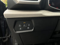 56628141-seat-leon-2021