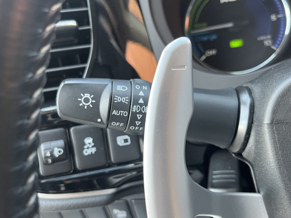56660255-mitsubishi-outlander-2020