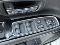 56660255-mitsubishi-outlander-2020