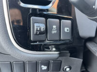 56660255-mitsubishi-outlander-2020