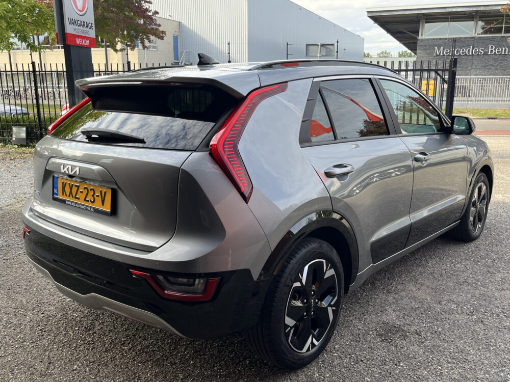 56686694-kia-e-niro-2022