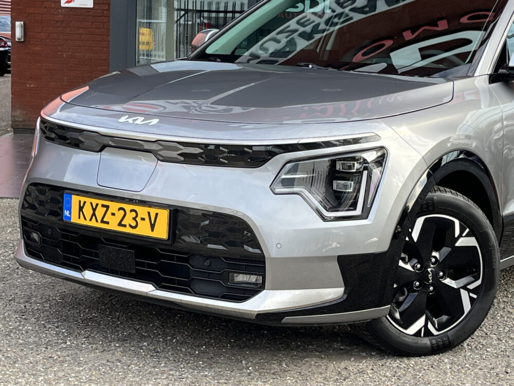 56686694-kia-e-niro-2022