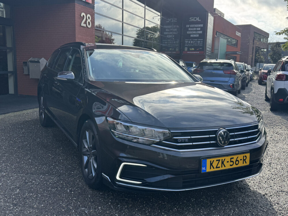 56731222-volkswagen-passat-2022