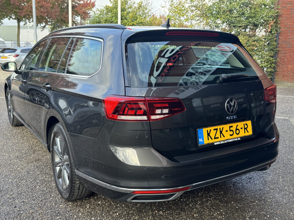 56731222-volkswagen-passat-2022