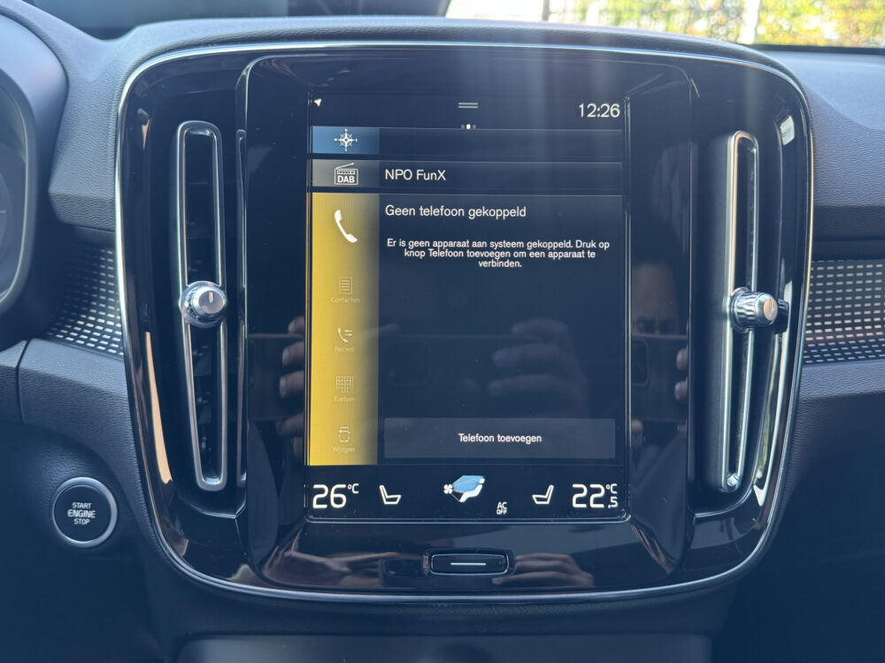 56810177-volvo-xc40-2021