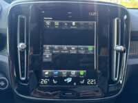 56810177-volvo-xc40-2021