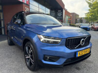 56810177-volvo-xc40-2021