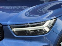 56810177-volvo-xc40-2021