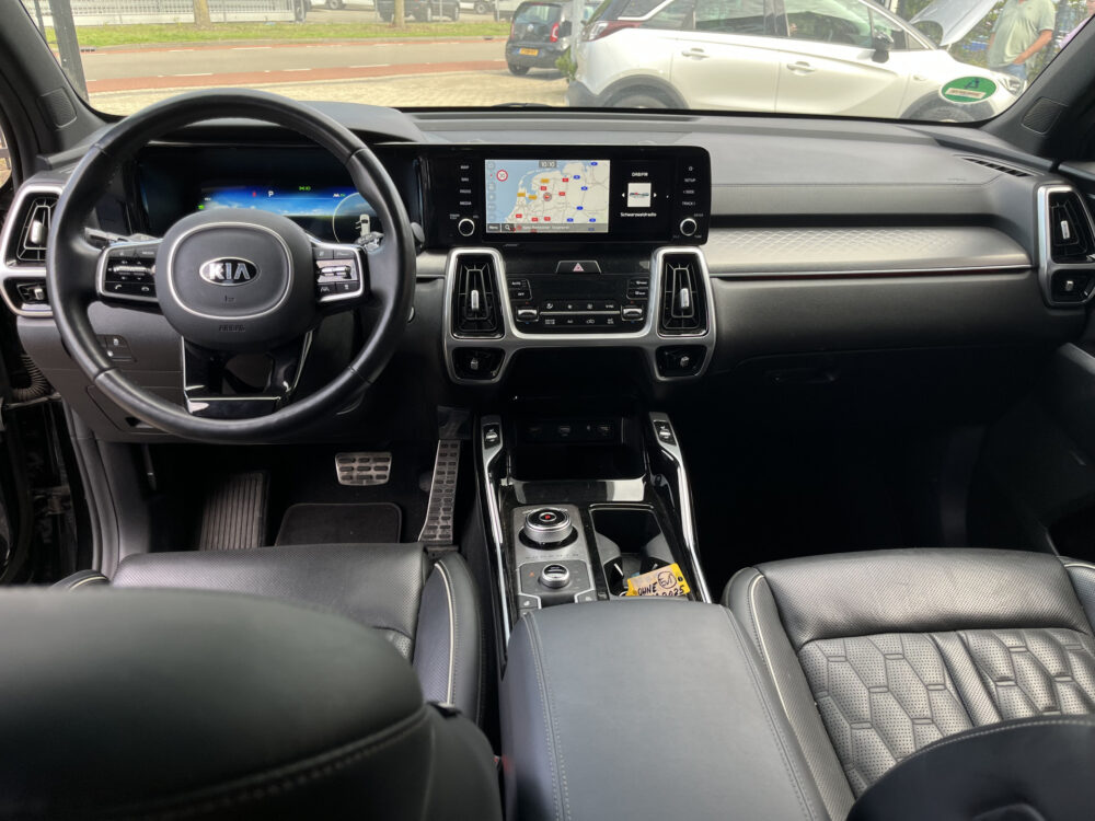 56826730-kia-sorento-2021