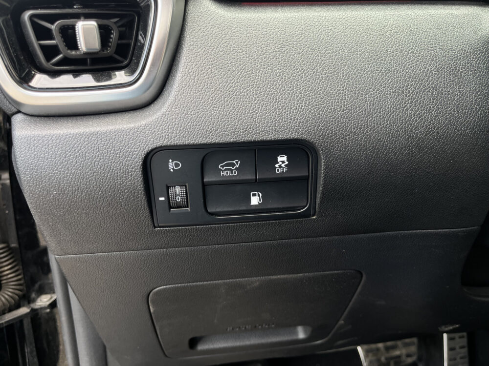 56826730-kia-sorento-2021
