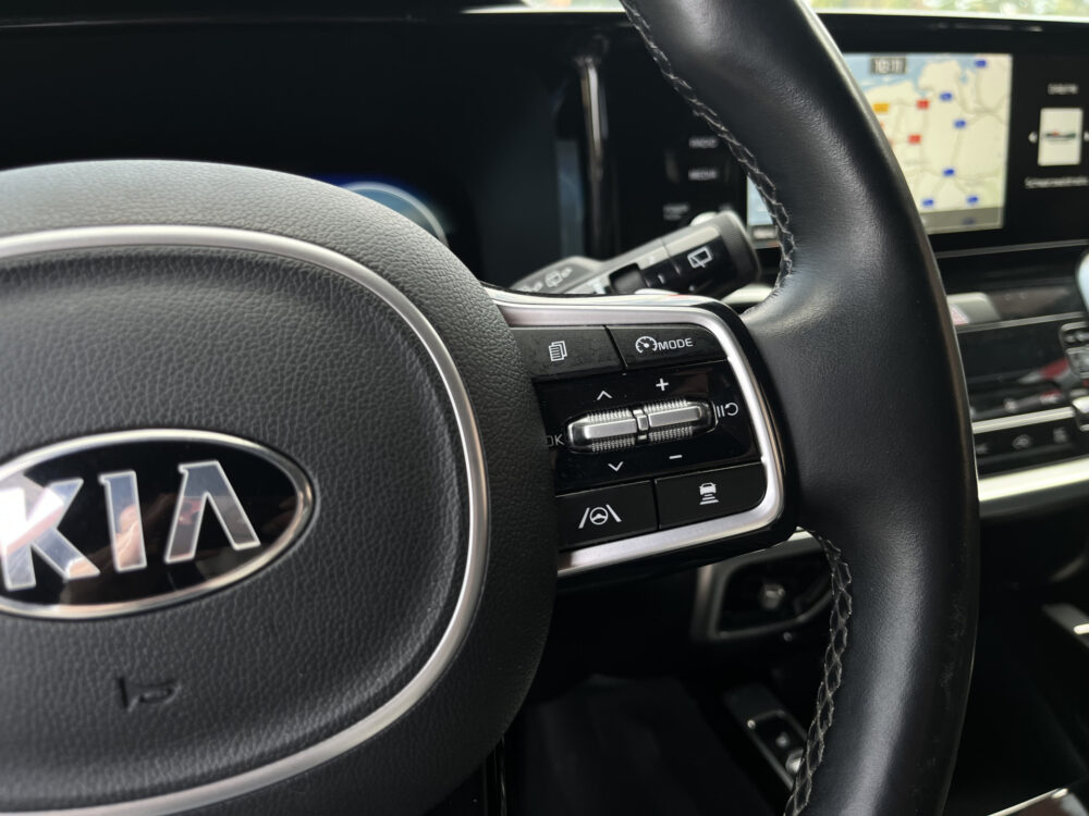 56826730-kia-sorento-2021
