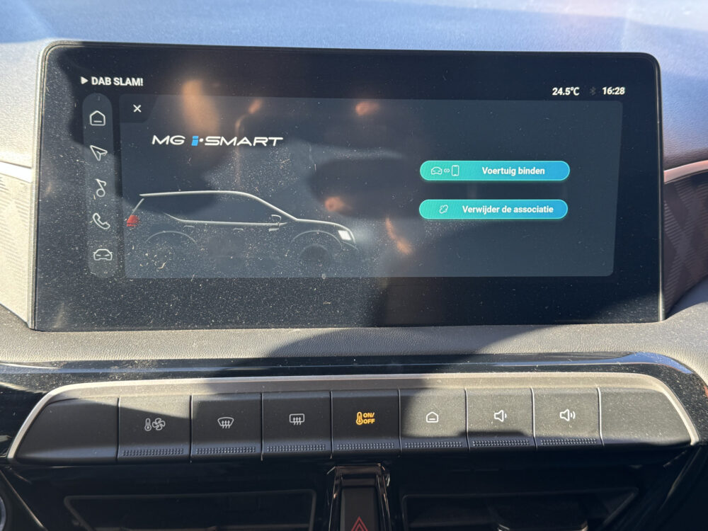 56836075-mg-mg3-hybrid-2025