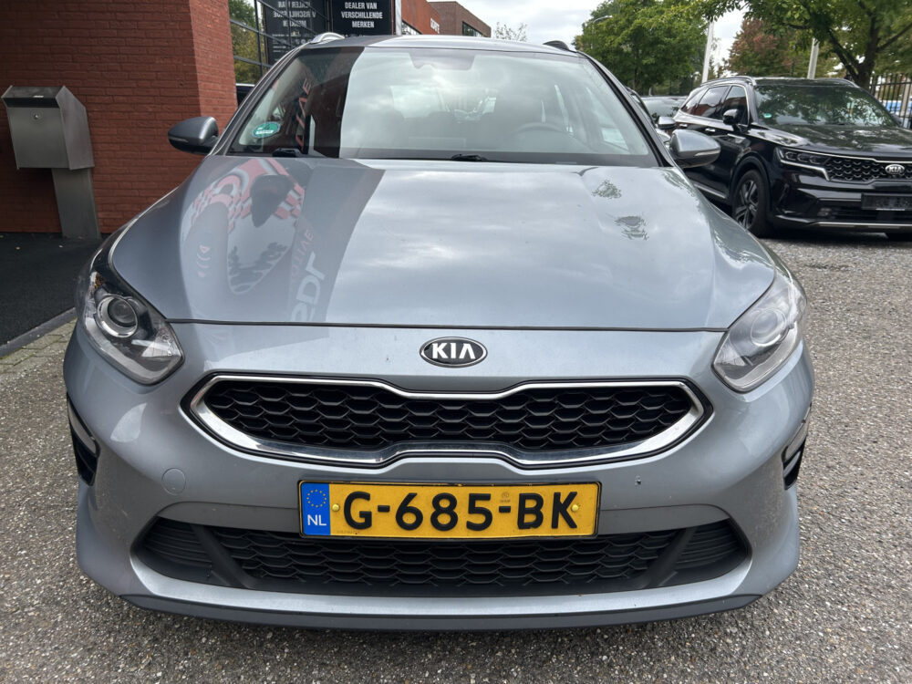 56857502-kia-ceed-sportswagon-2019