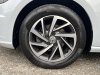 56857692-volkswagen-golf-2019