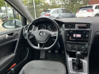 56857692-volkswagen-golf-2019