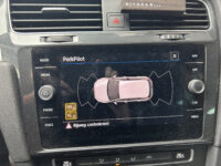 56857692-volkswagen-golf-2019