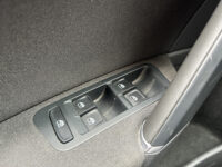 56857692-volkswagen-golf-2019