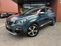 56858839-peugeot-5008-2020