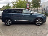56858839-peugeot-5008-2020