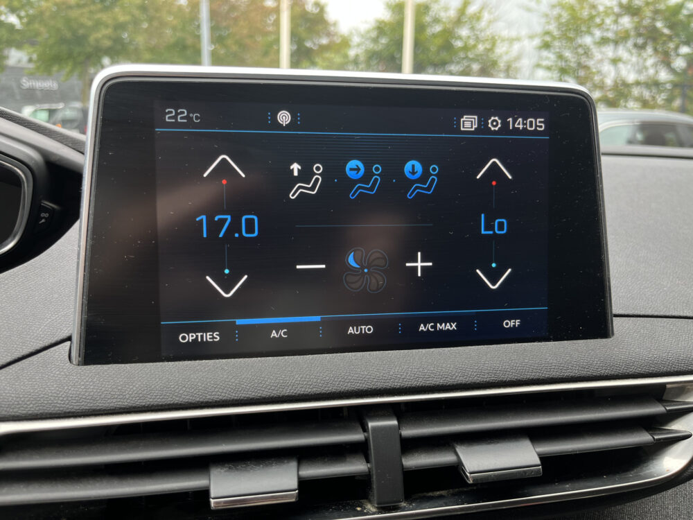 56858839-peugeot-5008-2020