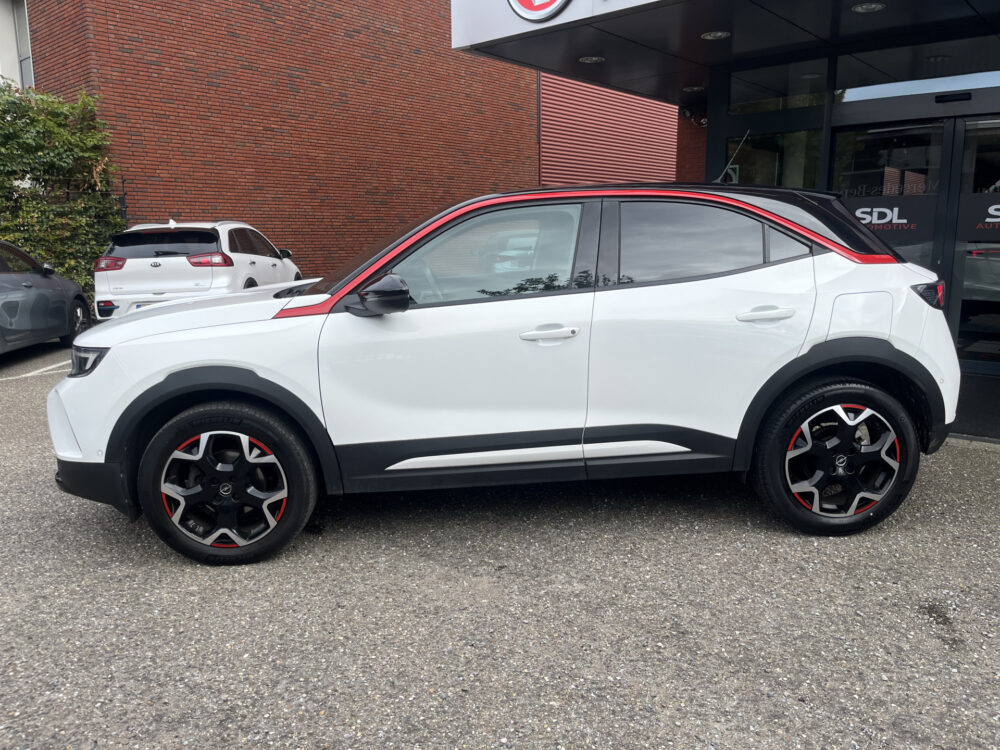 56859365-opel-mokka-2022