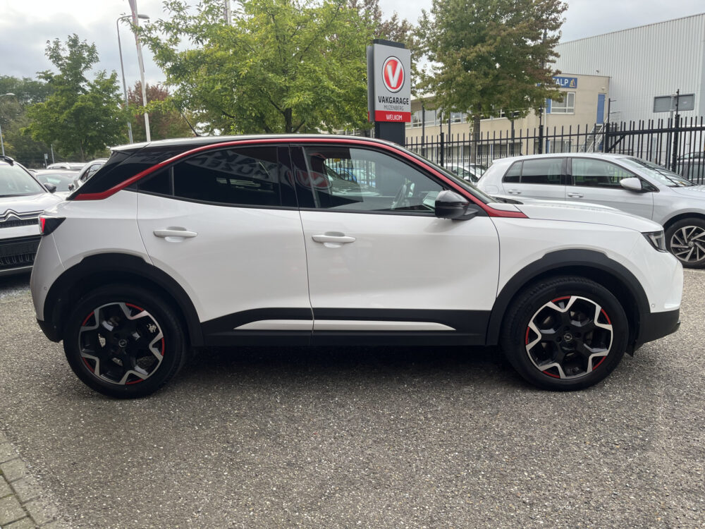 56859365-opel-mokka-2022