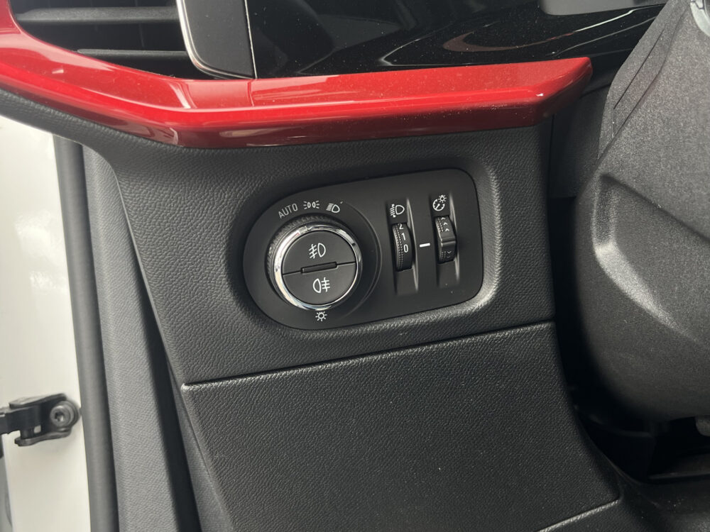 56859365-opel-mokka-2022