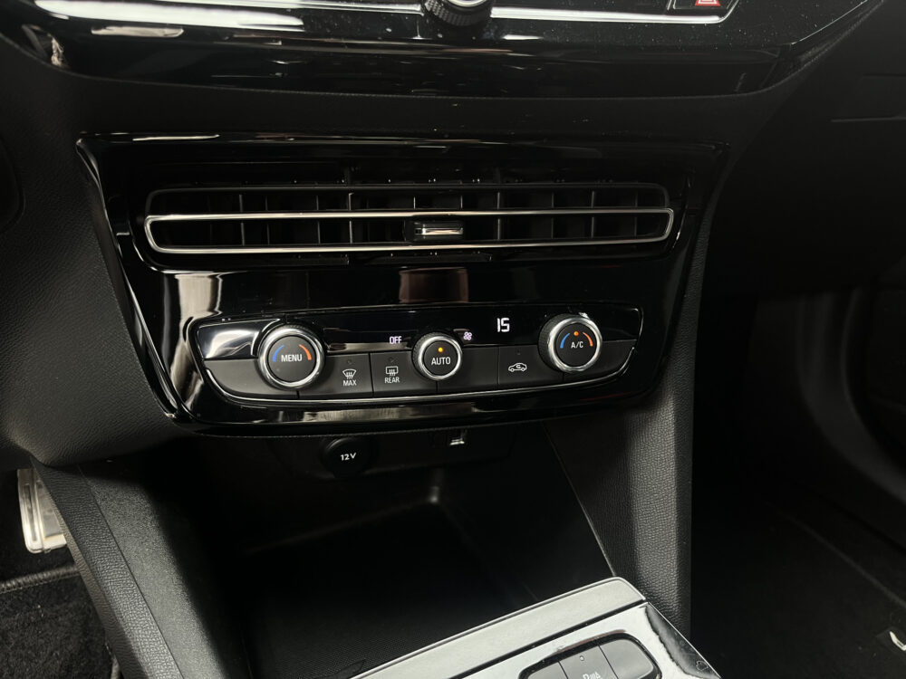 56859365-opel-mokka-2022