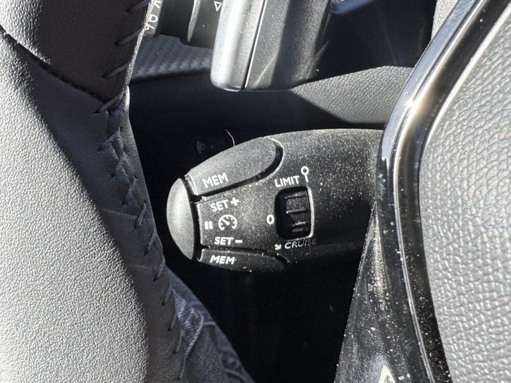 56925323-peugeot-2008-2025