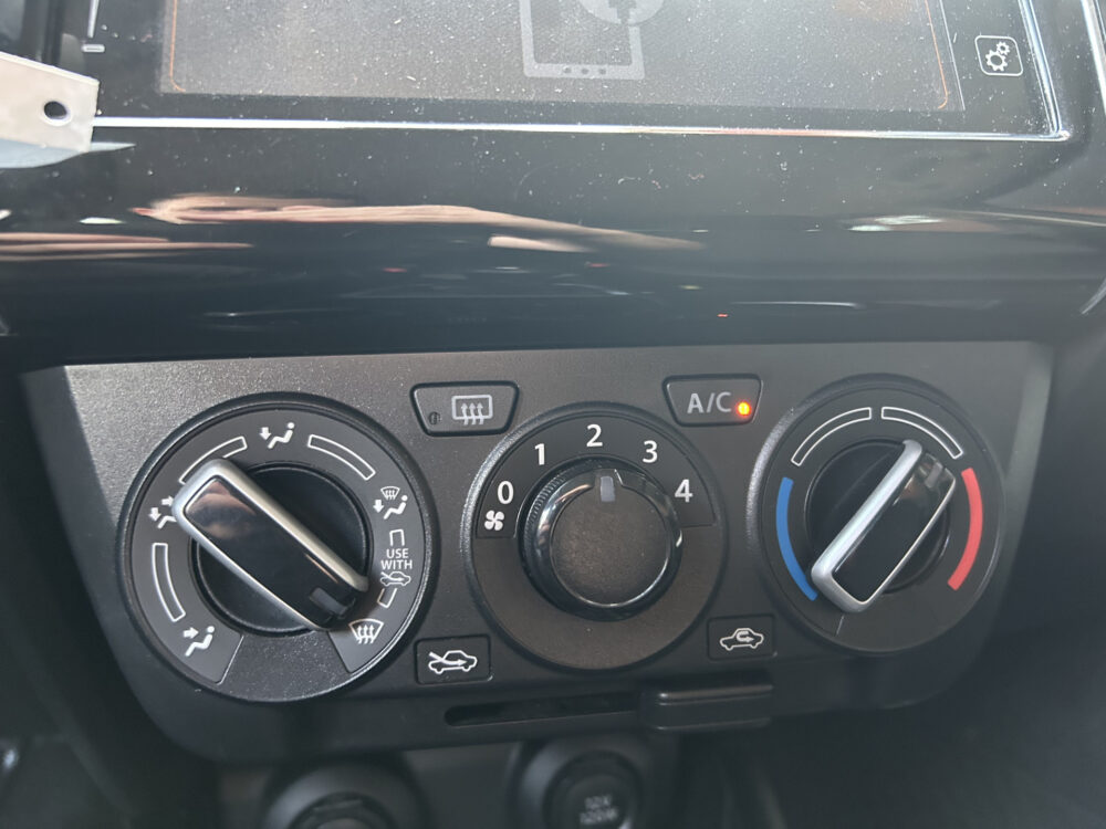 56974048-suzuki-swift-2021