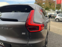 57032243-volvo-xc40-2021