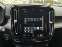 57032243-volvo-xc40-2021