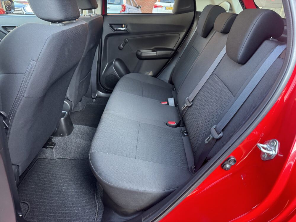 57042357-suzuki-swift-2022