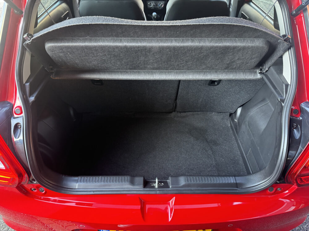 57042357-suzuki-swift-2022