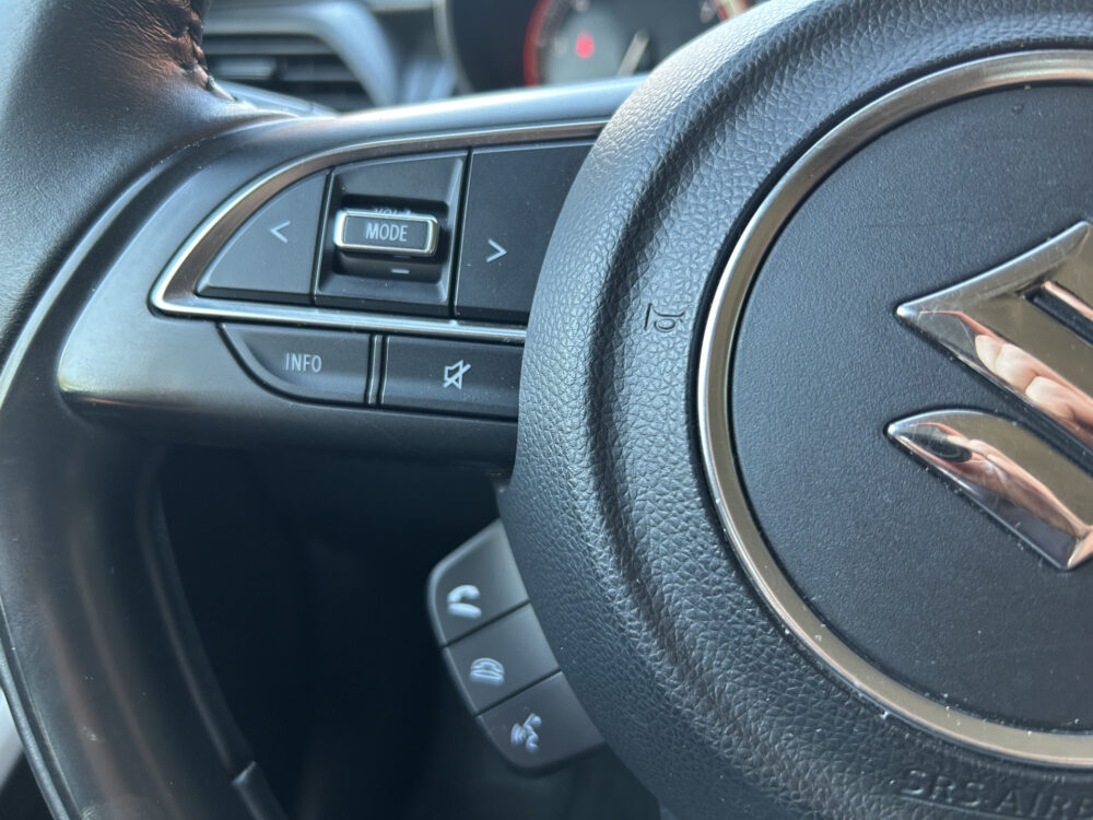 57042357-suzuki-swift-2022