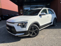 57042422-kia-niro-2022