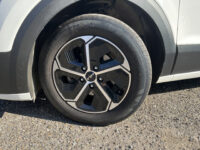 57042422-kia-niro-2022