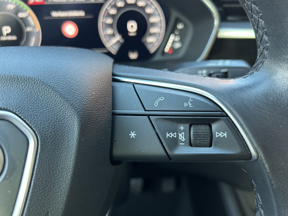 57055964-audi-q3-2021