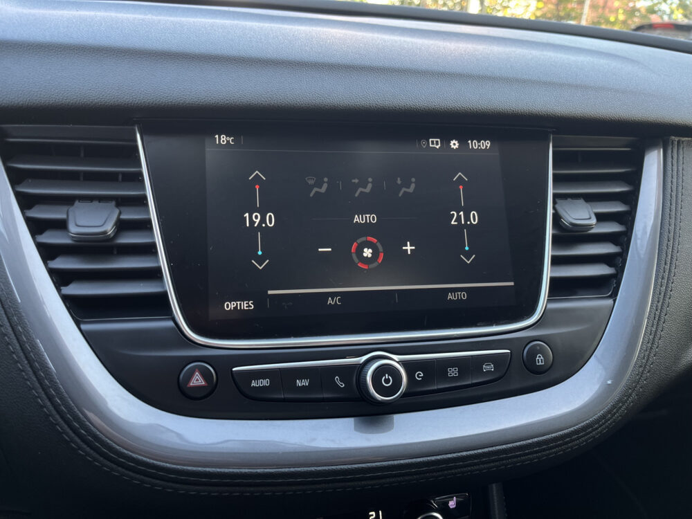57062846-opel-grandland-x-2020