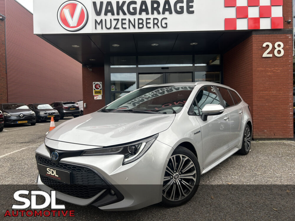 57073272-toyota-corolla-touring-sports-2020